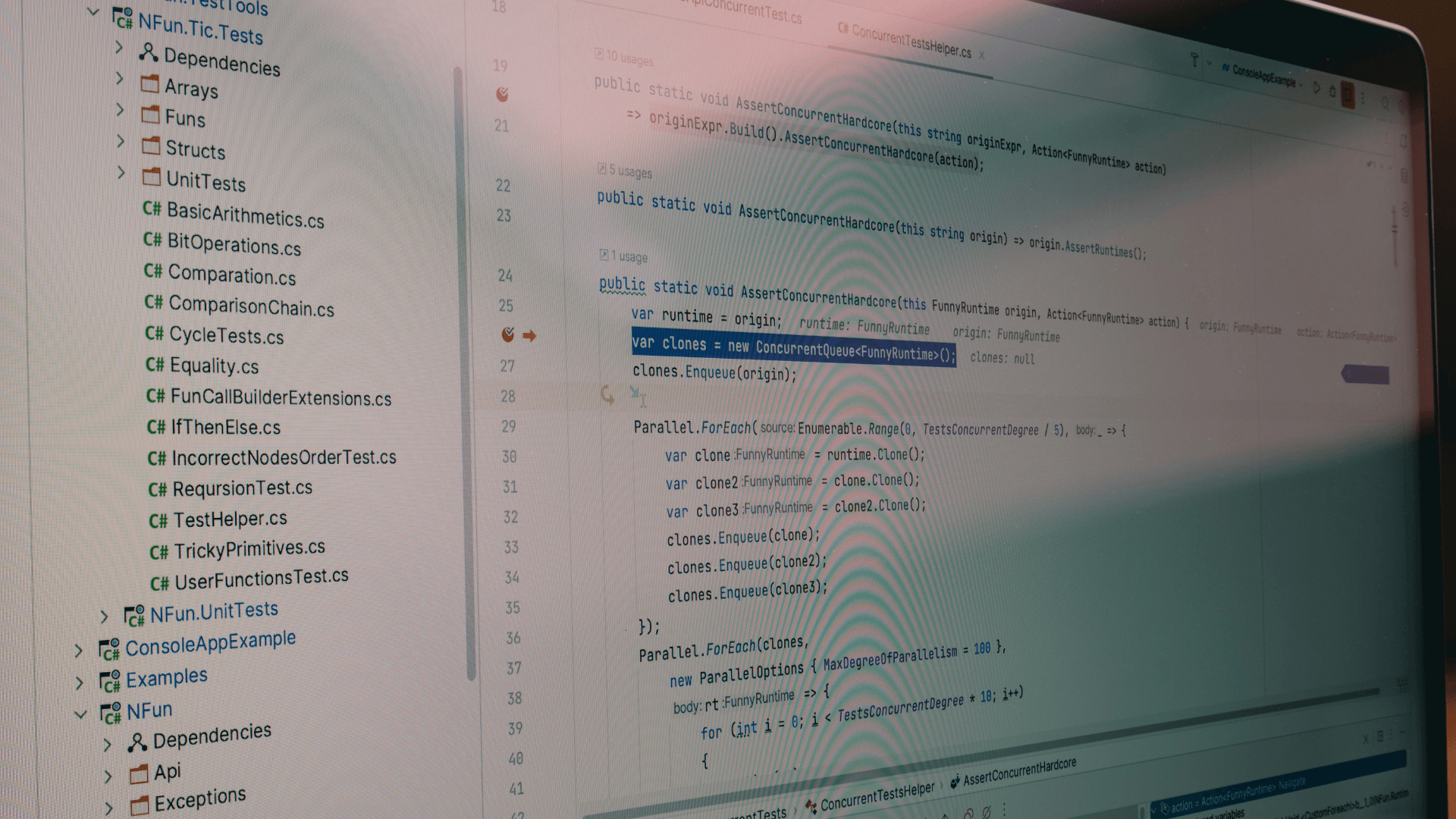 KI Workforce Enablement: Wie Unternehmen ihre Mitarbeiter auf die Zusammenarbeit mit künstlicher Intelligenz vorbereiten