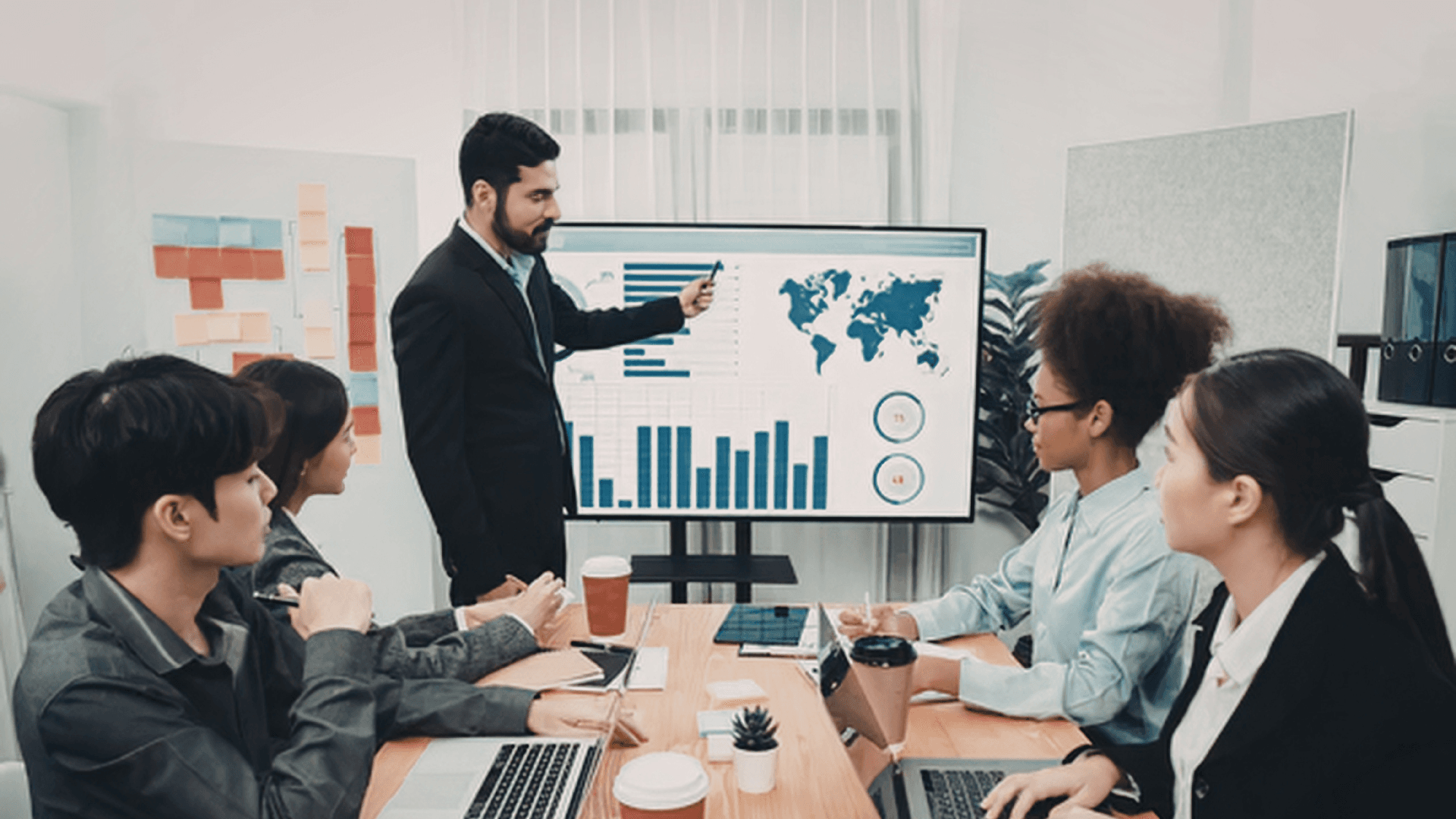 Enterprise Data Products: Warum Unternehmen Daten wie Produkte verwalten sollten