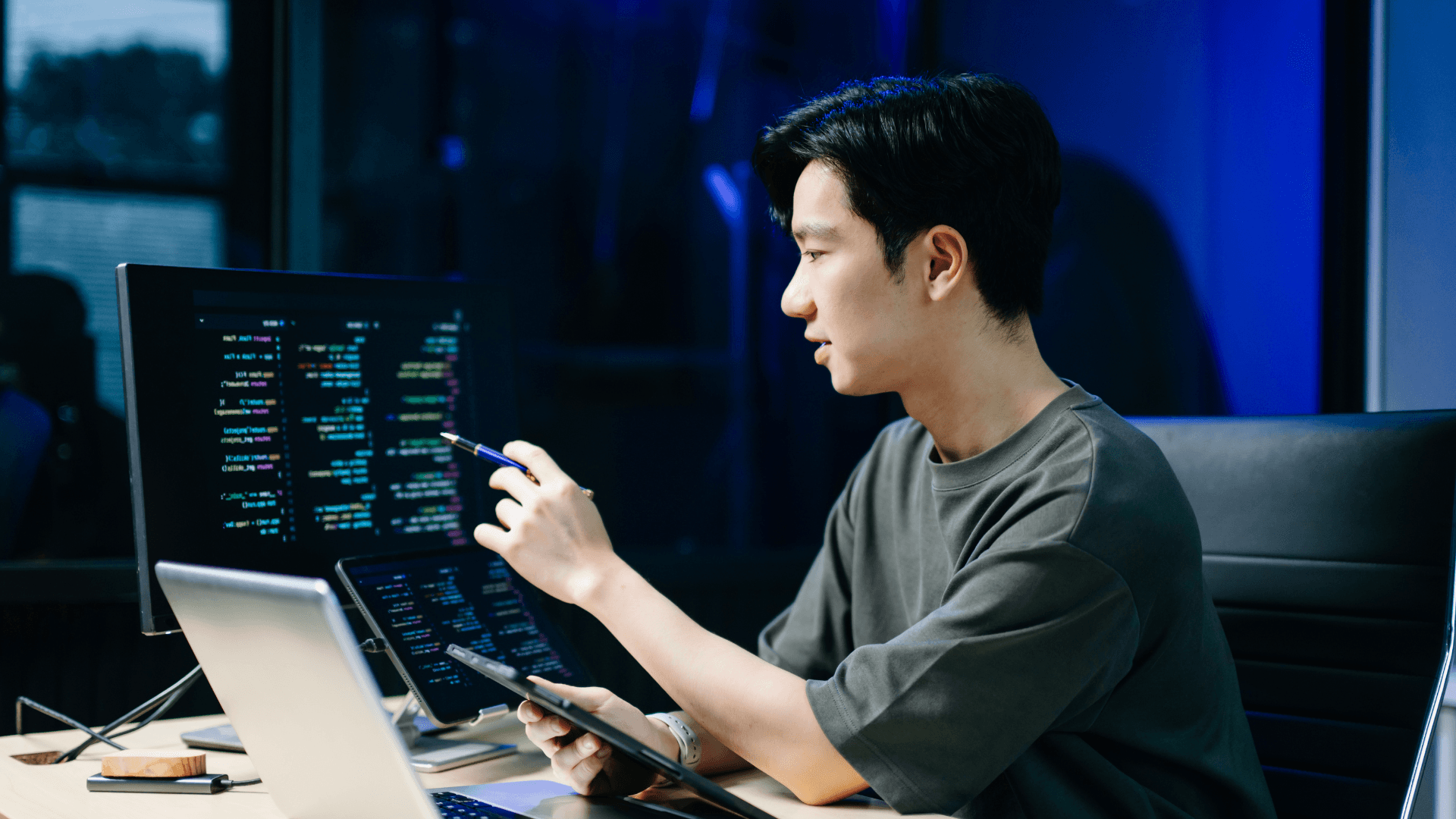 Enterprise API Strategy: Warum APIs das Fundament moderner Unternehmensarchitekturen bilden