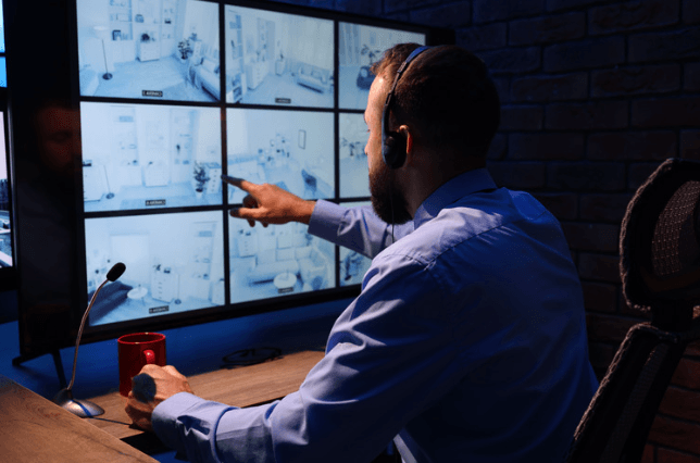 KI gestützte Operations Center: Operative Echtzeit Überwachung und intelligente Incident Response