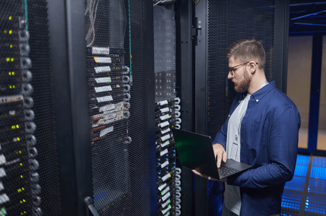 Der Aufstieg von Enterprise Digital Command Centers: Operations über eine zentrale Intelligence Ebene steuern