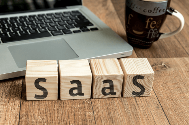 Post SaaS Software Strategie: Warum Unternehmen modulare interne Ökosysteme aufbauen
